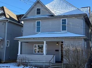 8 Locust St, Elkins, WV 26241