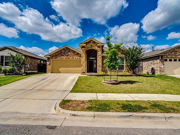 2nd image of 109 Sawtooth Dr