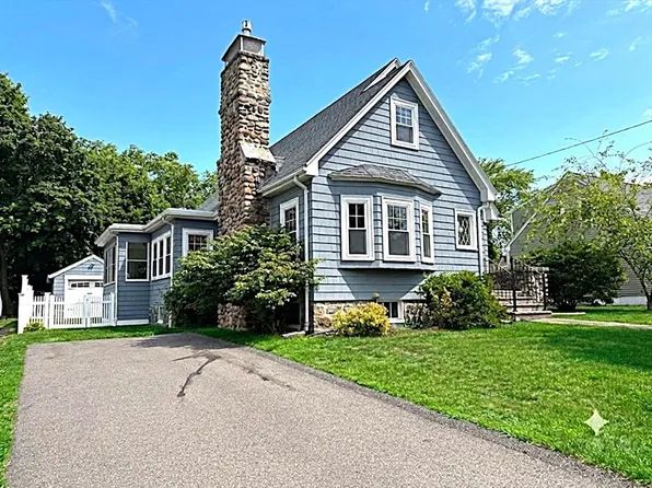 255 Madison St, Dedham, MA 02026