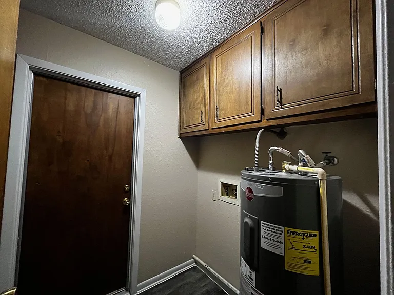 211 Taos Dr — Photo 10
