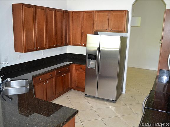 5th image of 19444 SW 78th Ave