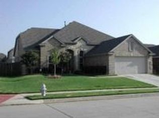 5565 Seabury Dr, Fort Worth, TX 76137