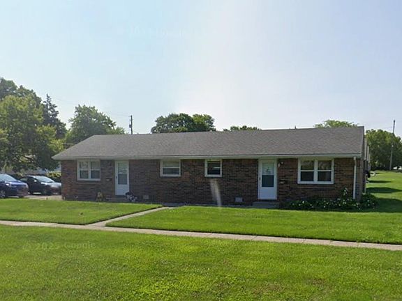 2nd image of 707 W Boundary St