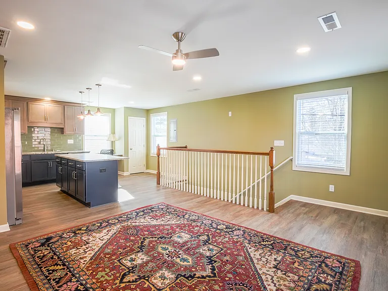 511 Bertrand St #2 — Photo 5