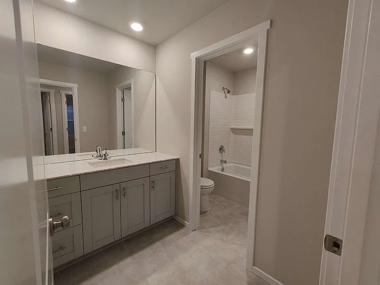 1429 SW Pendleton Way — Photo 11