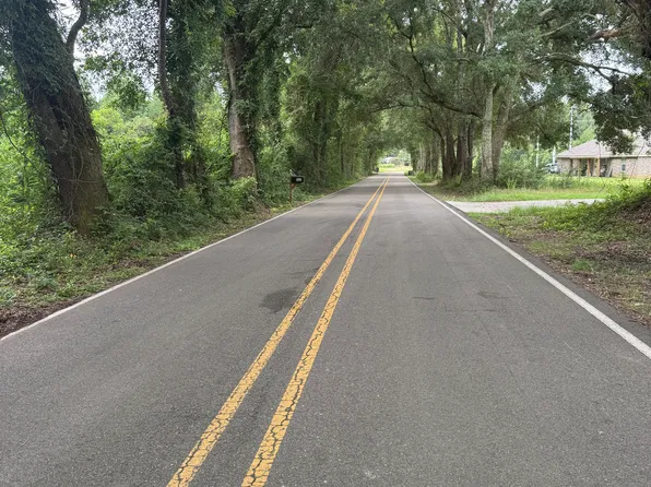 532 Harold Tucker Rd, Hattiesburg, MS 39401