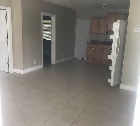 2nd image of 124 18th St NW #1