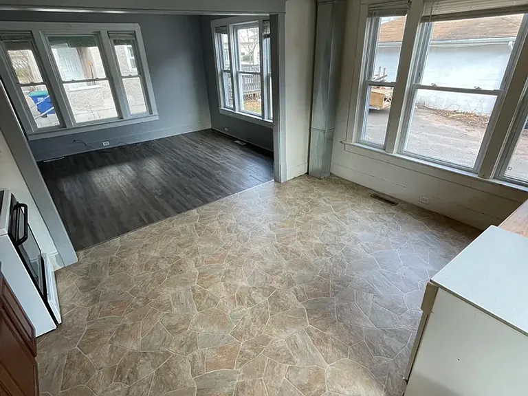 607 Grant St — Photo 6