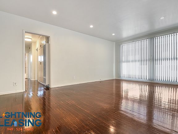 5th image of 8526 Saturn St APT 6