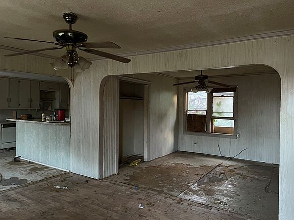 4th image of 5701 El Paso Ave