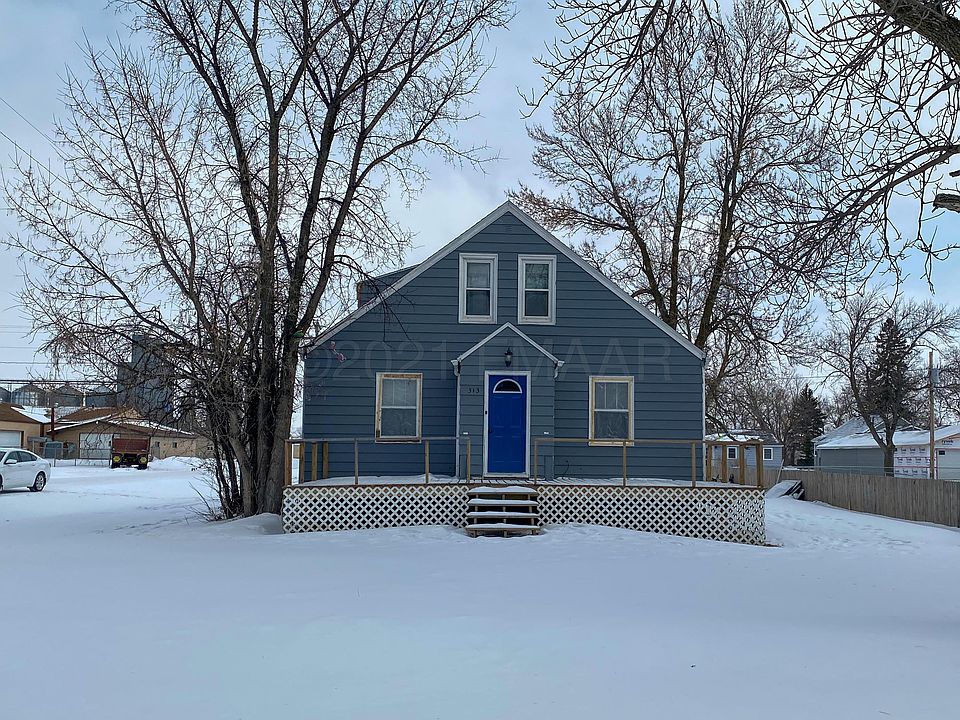 1st image of 313 Cazinove St