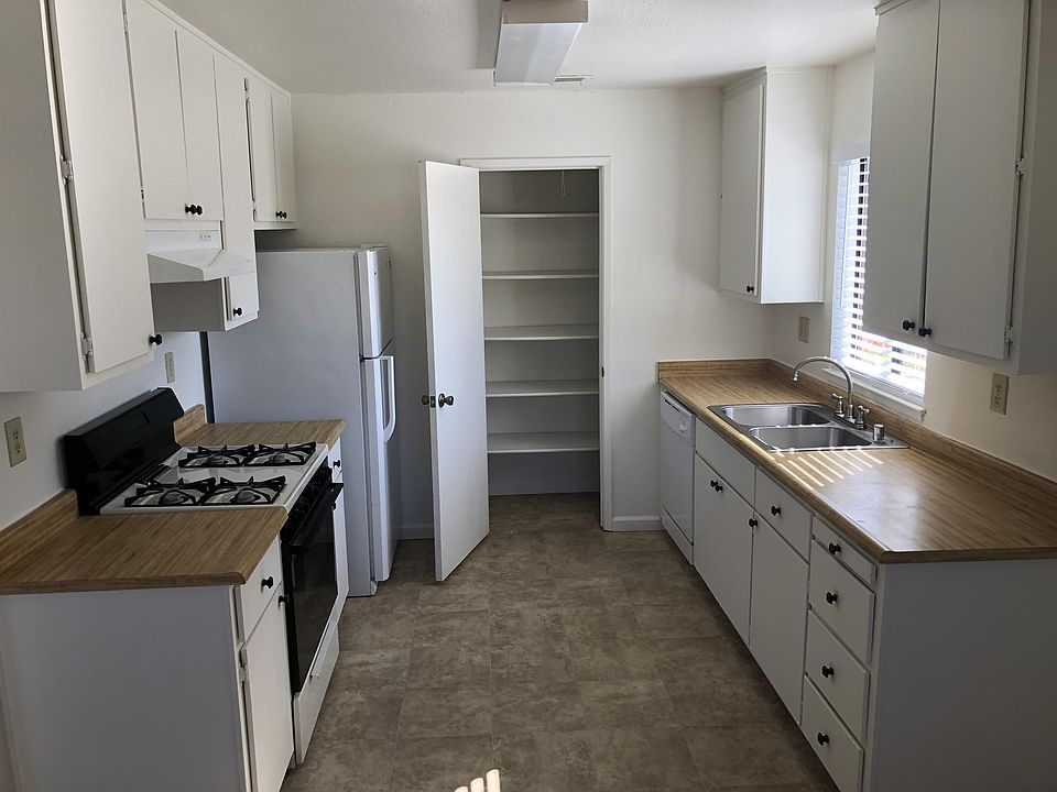 1st image of 1919 Quail Lakes Dr APT 67