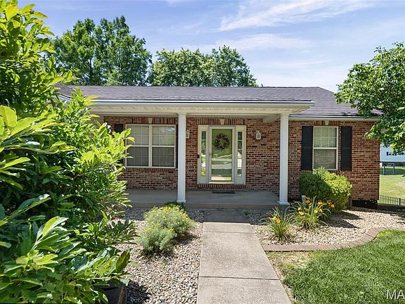 5th image of 137 Egret Ct