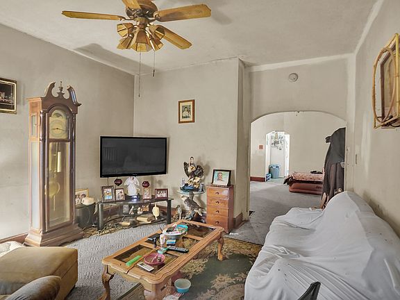 5th image of 1537 Lexington Ave