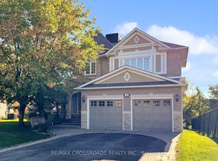 8 Roberson Dr, Ajax, ON L1T 3Y6