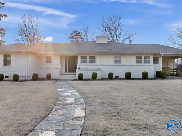 204 Kirby St, Scottsboro, AL 35768