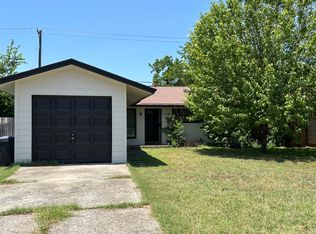 8532 Woodstone Dr, Austin, TX 78757
