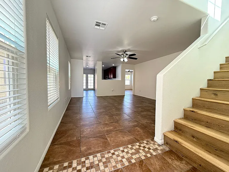 11087 Deluna St — Photo 2