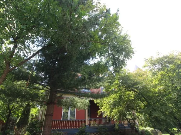 5546 Hays St, Pittsburgh, PA 15206