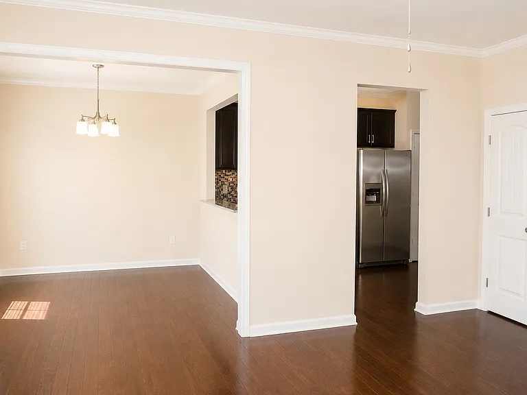 2132 Chipley Dr — Photo 6
