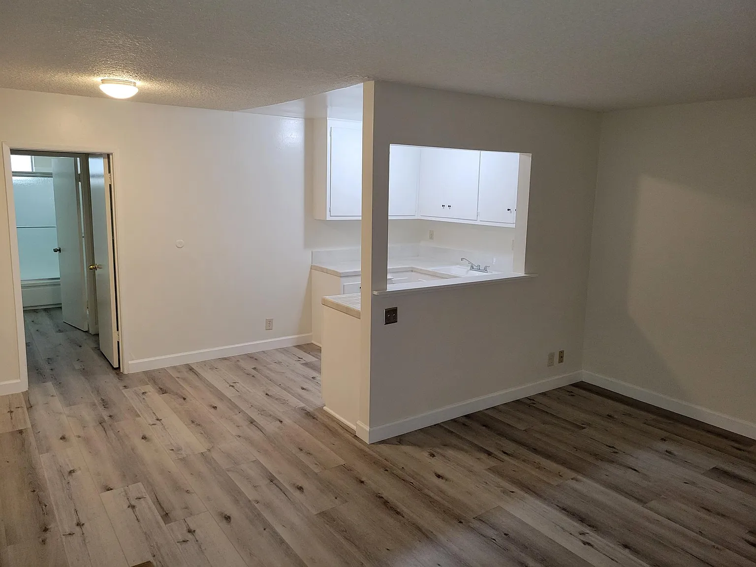 1 bed, 600 sqft, $1,850 — Photo 2