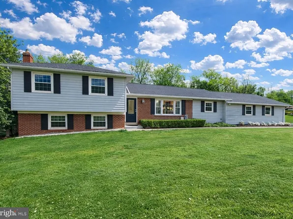 5 Garfield Ct, Gaithersburg, MD 20882