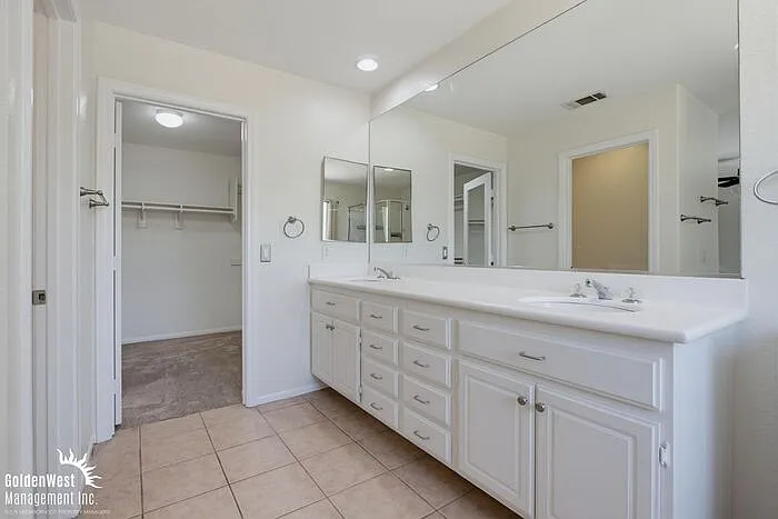 2980 Oakstone Creek Pl — Photo 10