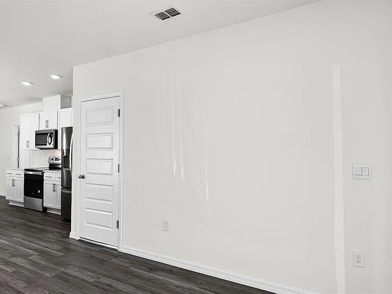 1628 Hummingbird Rd — Photo 10