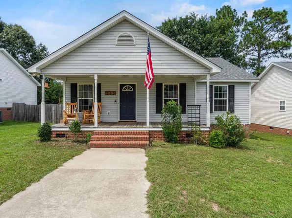 233 Hallie Hills Pl, Lexington, SC 29073