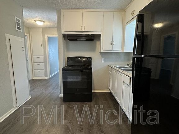 5th image of 2359 N Estelle St