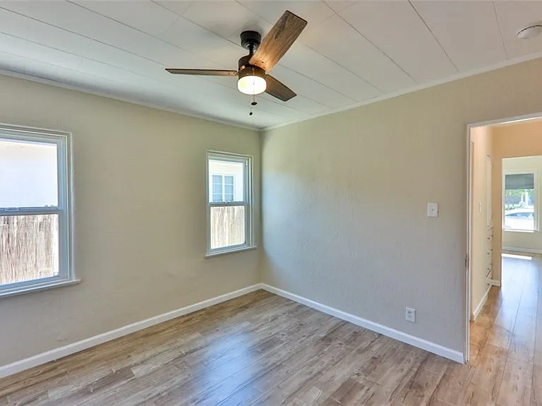 5828 Lime Ave #1 — Photo 19