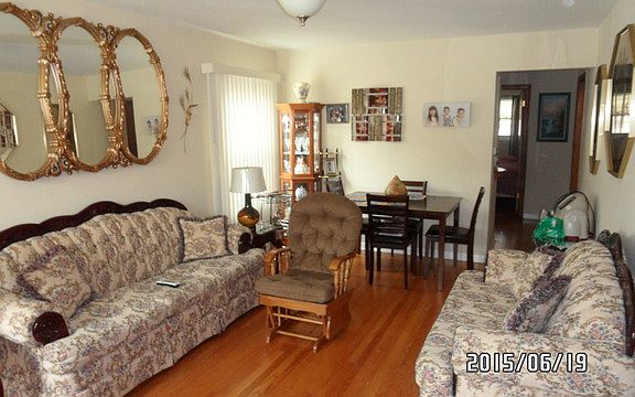 2nd image of 2854 N Narragansett Ave