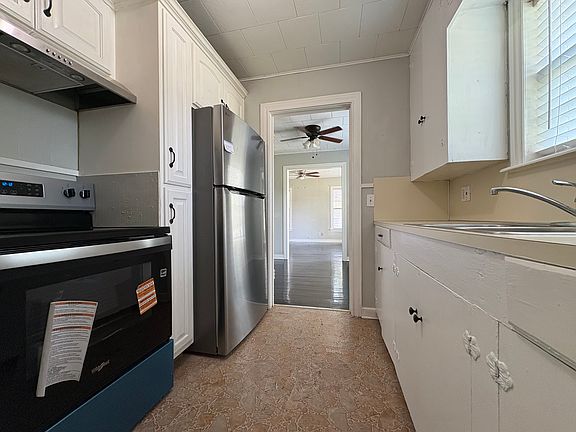 5th image of 603 Vivion St