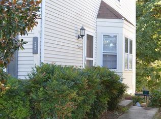 6490 Brick Hearth Ct, Alexandria, VA 22306