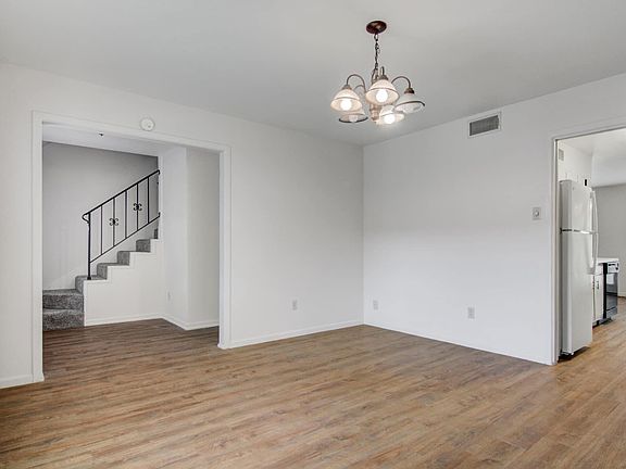 3rd image of 6642 Marshall Place Dr