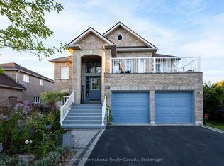 17 Mair Mills Dr #2, Collingwood, ON L9Y 0A7