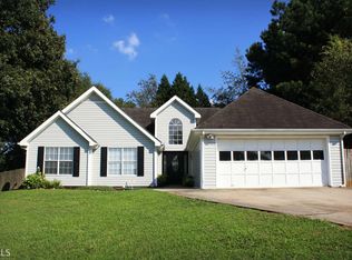 332 Cobblestone Rd, Auburn, GA 30011