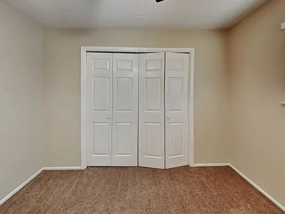 3rd image of 15819 Corsair Rd