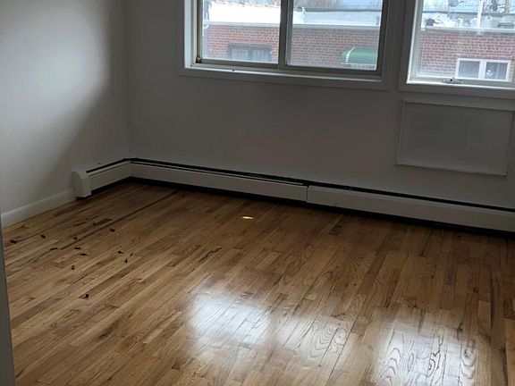 5th image of 111-15 43rd Ave Floor 3