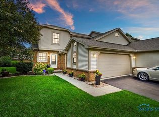 1859 Peacock Ln #1859, Holland, OH