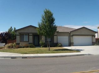 12557 Dos Palmas Rd, Victorville, CA 92392