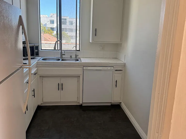 217 S Arnaz Dr #304 — Photo 5