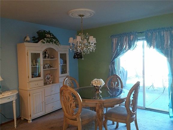 4th image of 20520 5th Avenue Ct E