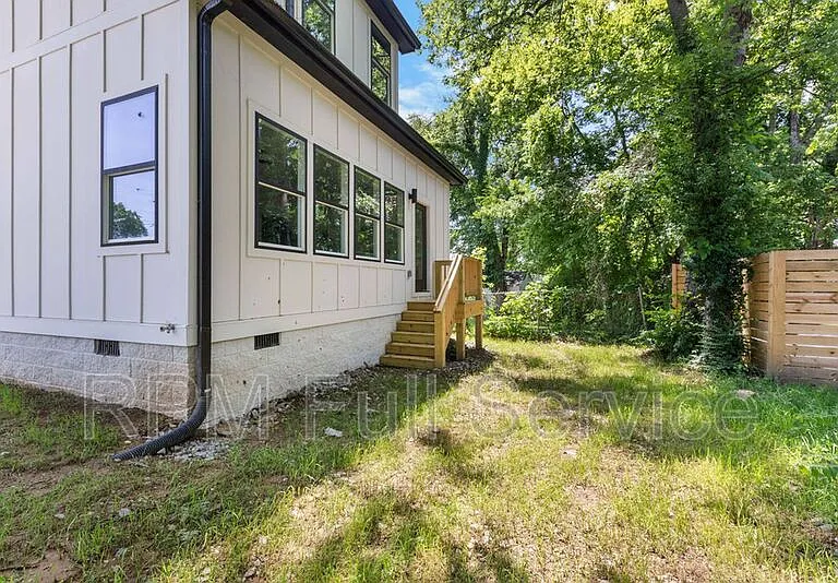 2400 Buchanan St #2400B — Photo 33