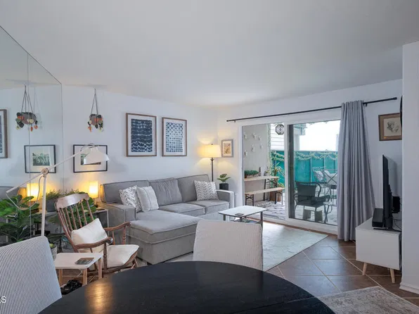 2901 Peninsula Rd APT 132, Oxnard, CA 93035