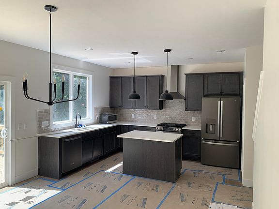 4th image of 1417 Kimber Dr SE