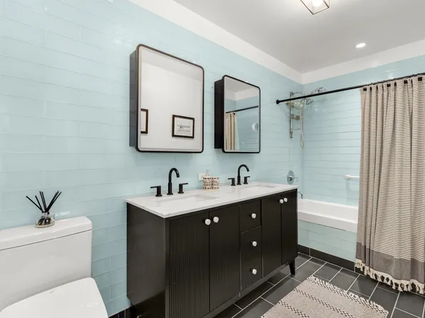 310 West 52nd Street image 5 of 7