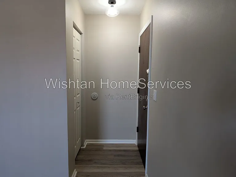 201 Charleston Blvd #3 — Photo 9