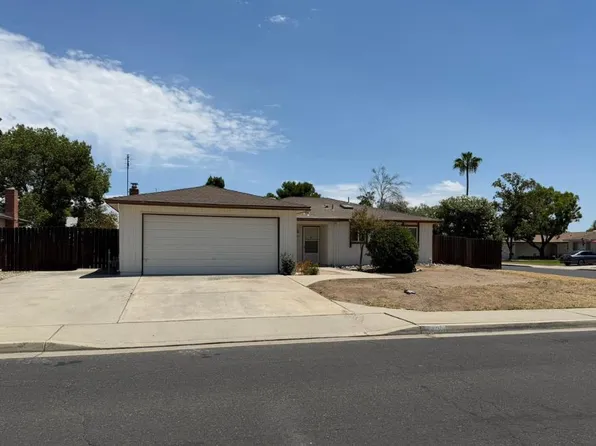 3337 Stanford Ave, Clovis, CA 93611