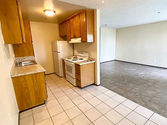 3rd image of 340 S 49th St #3